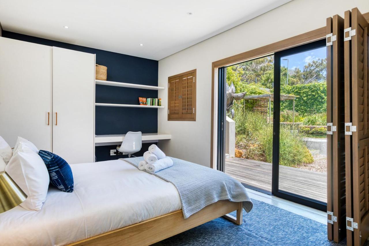 Solar-powered Mountain Retreat With Natural Pool Cape Town