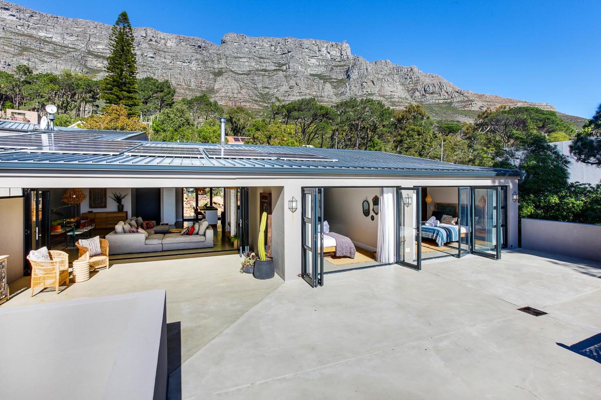 Solar-powered Mountain Retreat With Natural Pool Villa Cape Town