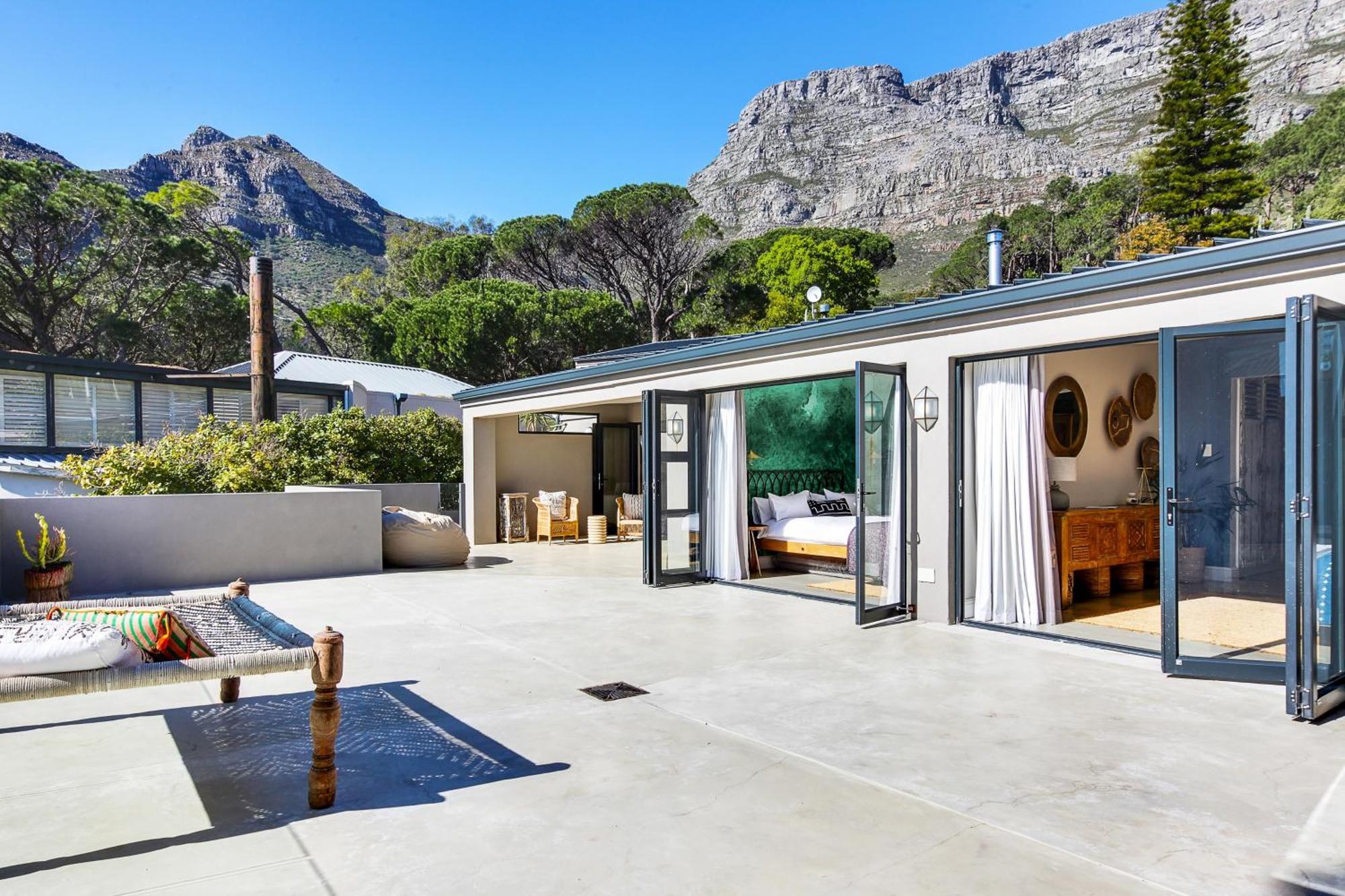 Villa Solar-powered Mountain Retreat With Natural Pool Cape Town